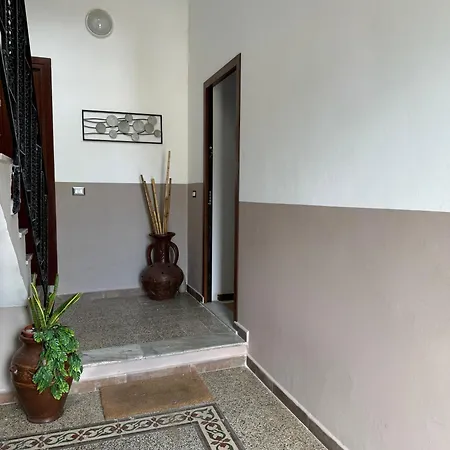 Zisa's Apartment