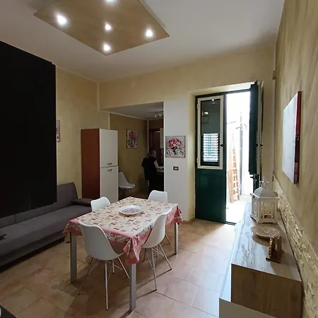 Zisa's アパート パレルモ